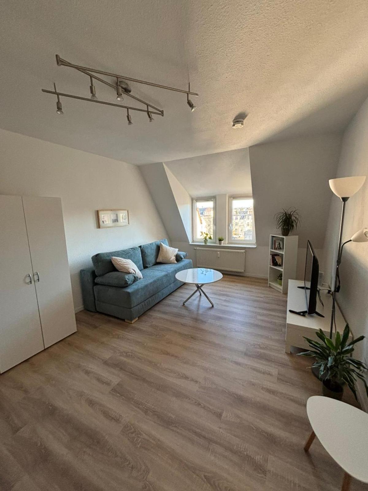 1 Raum Dachgeschosswohnung In Ruhiger Lage Limabach - Oberfrohna Zewnętrze zdjęcie